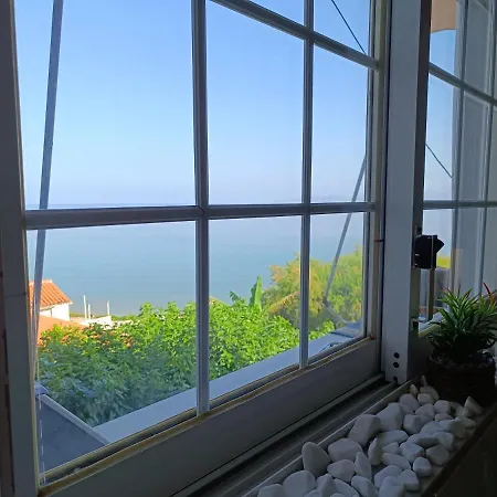 On The I - Beachfront Family