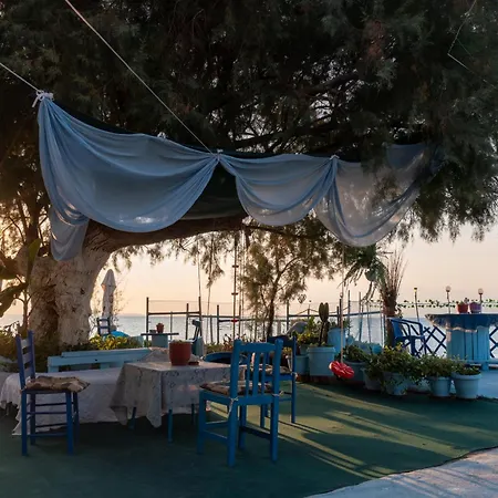 On The I - Beachfront Family شقة