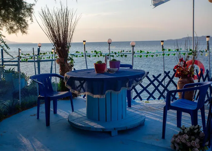 On The I - Beachfront Family *