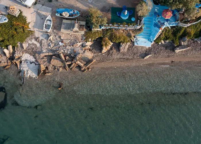 On The I - Beachfront Family *